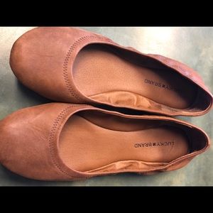 Lucky Emmie Flats Size 12 Bourbon colored